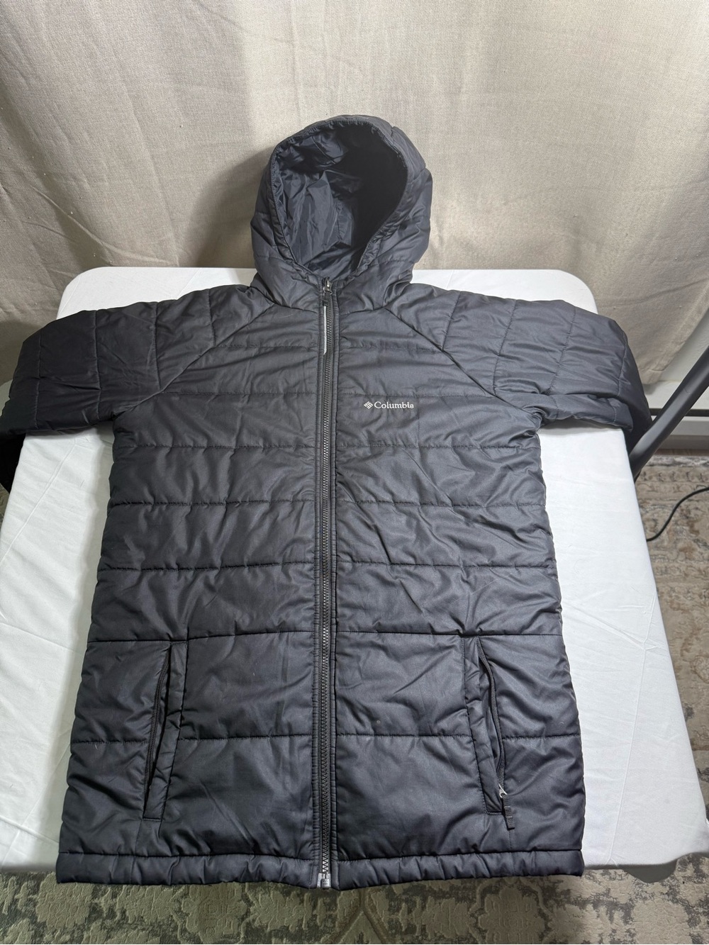 Columbia Men’s Hooded Puffer Jacket In Color Black Men’s Size X-Large